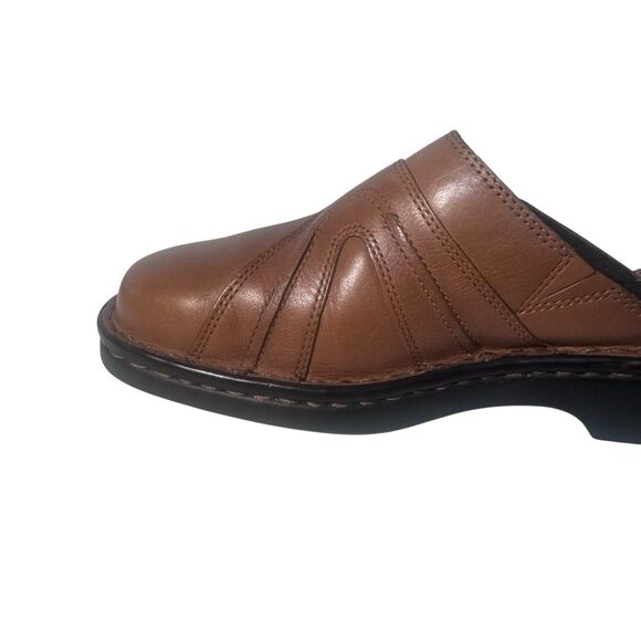 Clarks Slip-on Clogs Brown Leather Comfort Shoes Womens Size 7 Preppy Work Mules - Picture 12 of 16